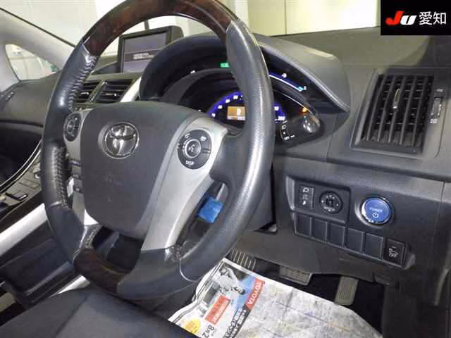 TOYOTA SAI