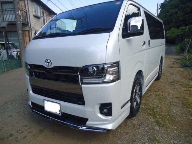 TOYOTA REGIUS ACE