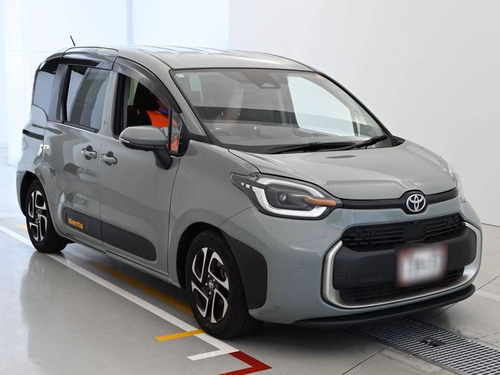 TOYOTA SIENTA