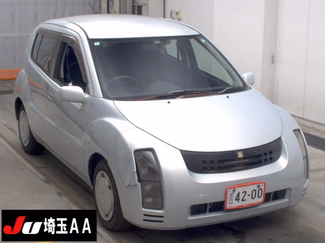 TOYOTA WILL CYPHA