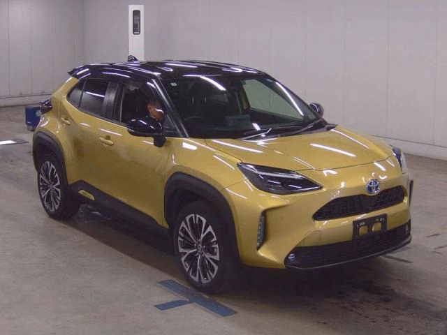 TOYOTA YARIS CROSS