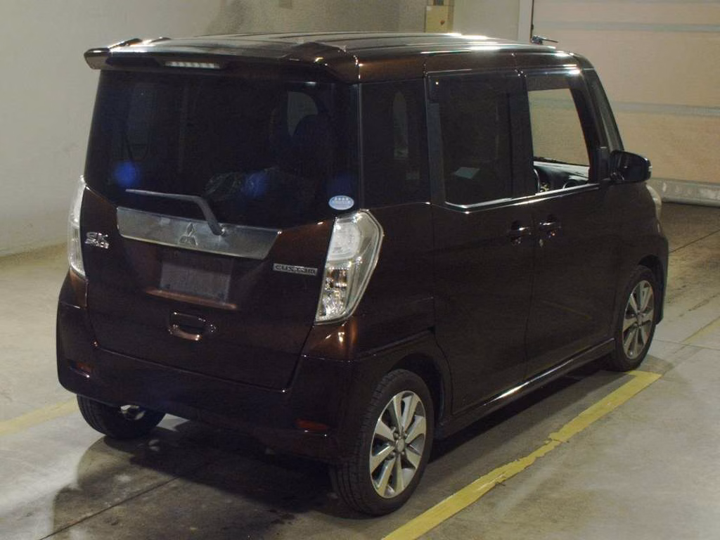 MITSUBISHI EK SPACE