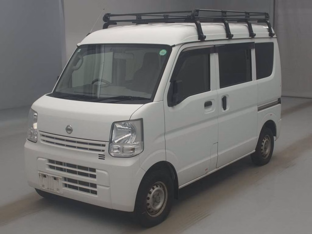 NISSAN NV100 CLIPPER