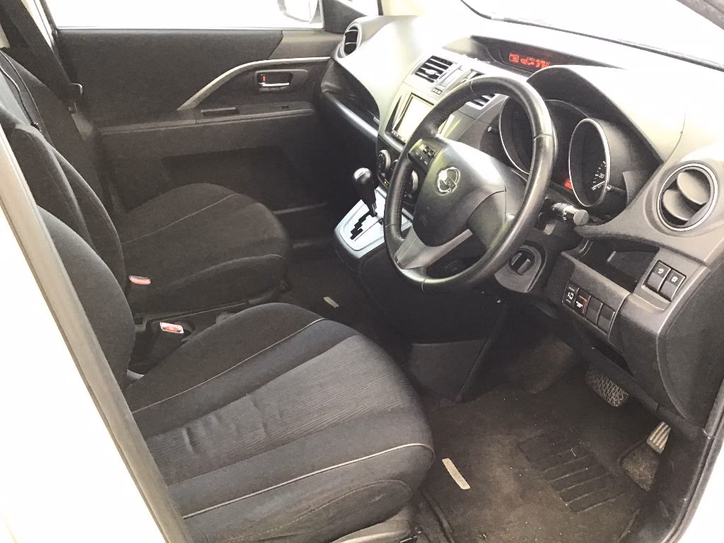 NISSAN LAFESTA