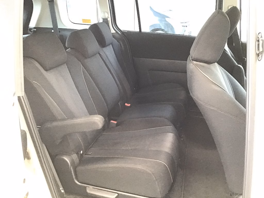 NISSAN LAFESTA