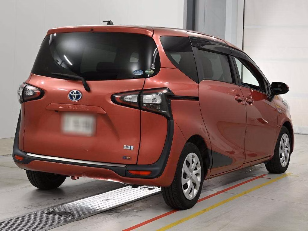 TOYOTA SIENTA