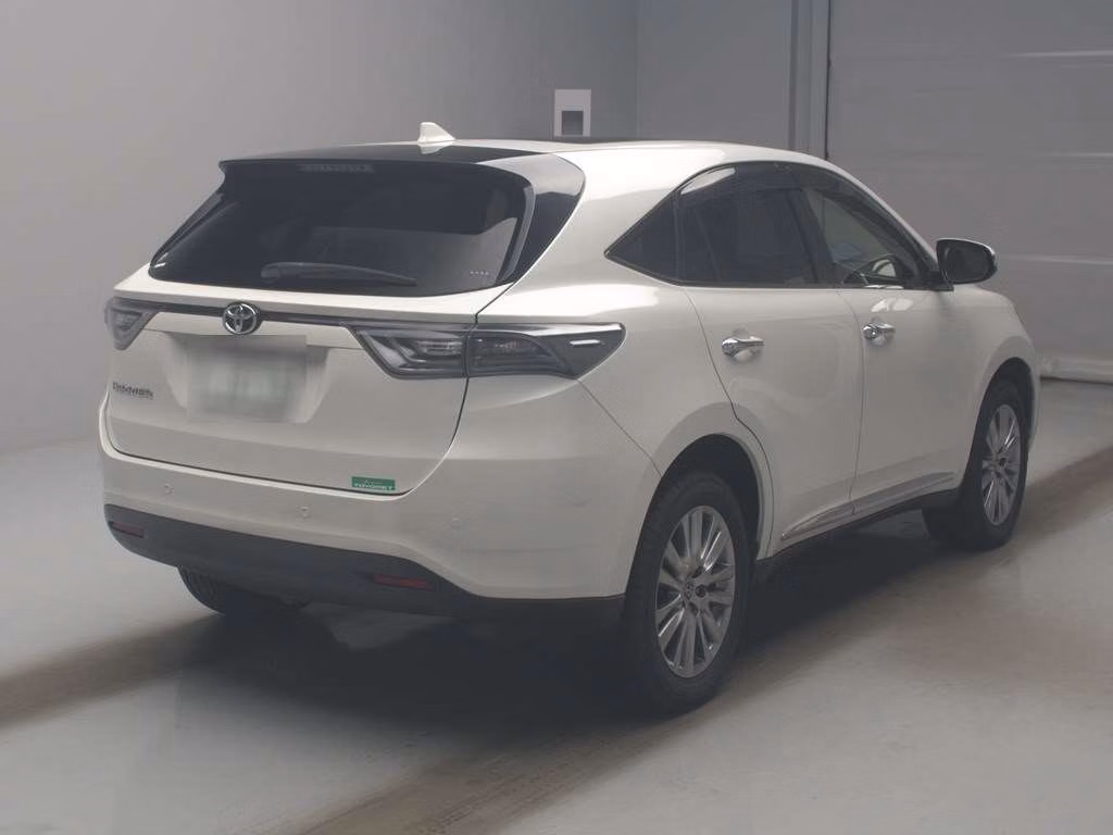 TOYOTA HARRIER