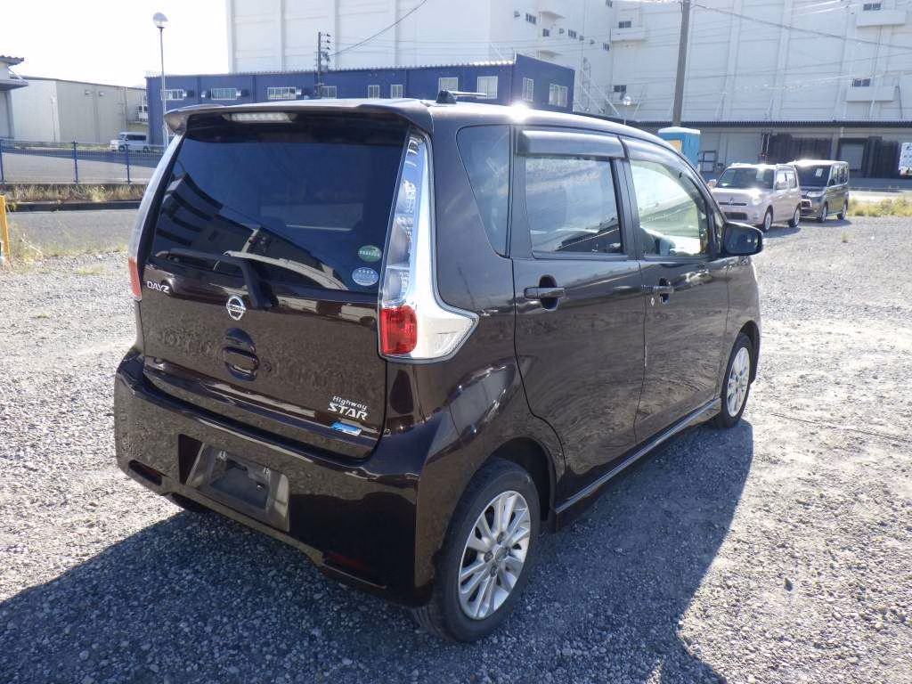 NISSAN DAYZ