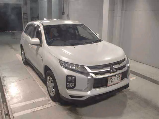 MITSUBISHI RVR