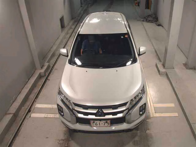 MITSUBISHI RVR