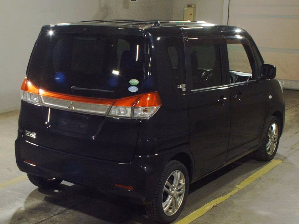 MITSUBISHI DELICA D:2