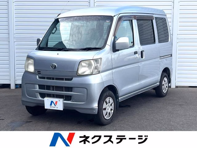 TOYOTA PIXIS VAN