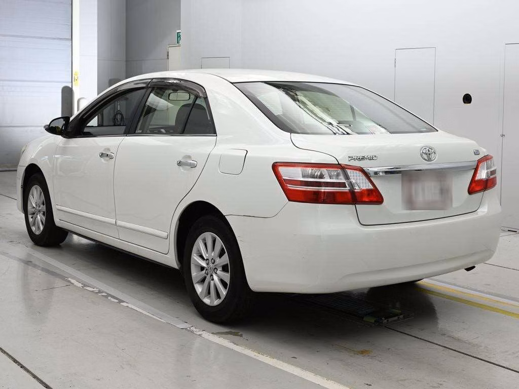 TOYOTA PREMIO