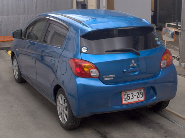 MITSUBISHI MIRAGE