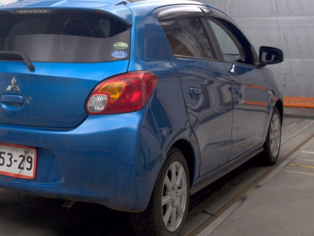 MITSUBISHI MIRAGE