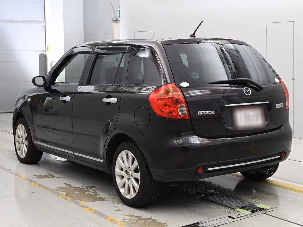 MAZDA VERISA