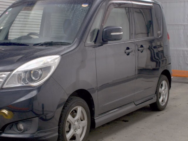MITSUBISHI DELICA D:2