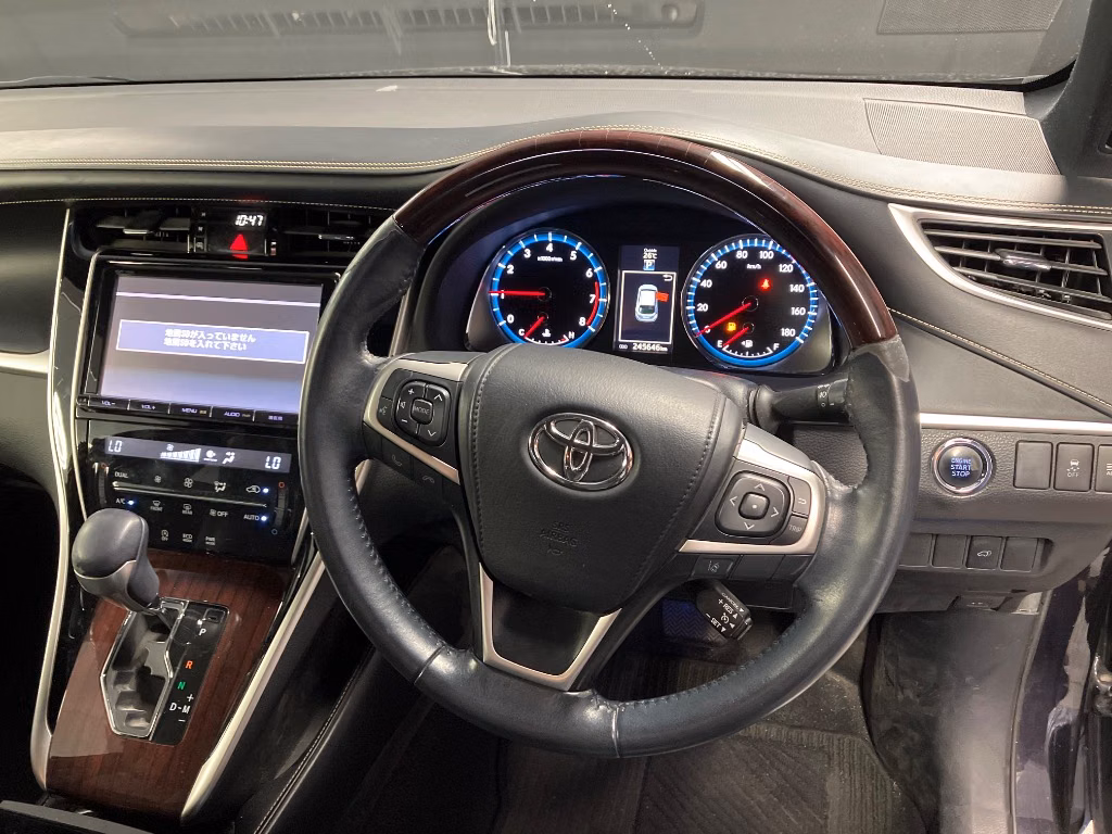 TOYOTA HARRIER