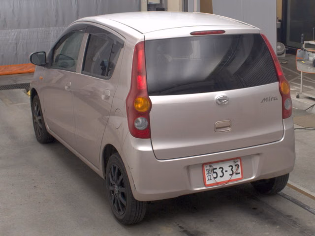 DAIHATSU MIRA