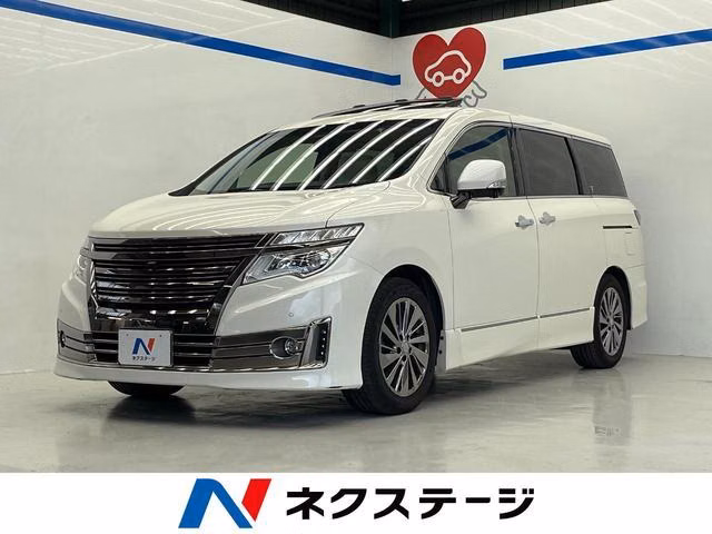 NISSAN ELGRAND