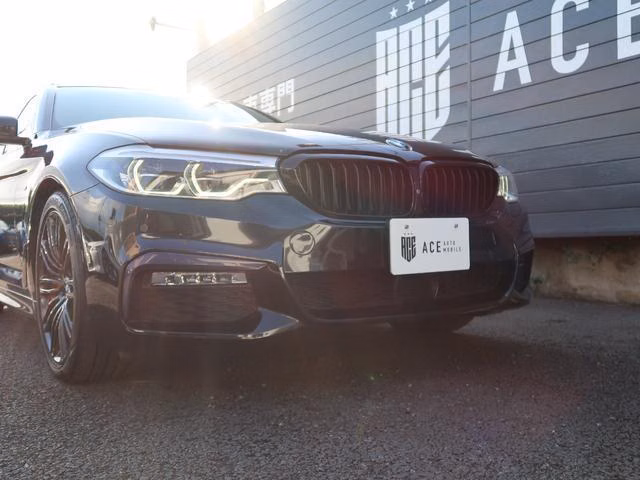 BMW 5-SERIES