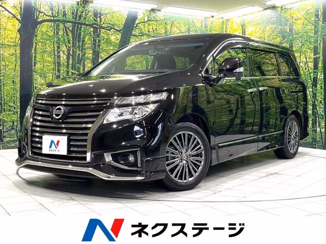 NISSAN ELGRAND