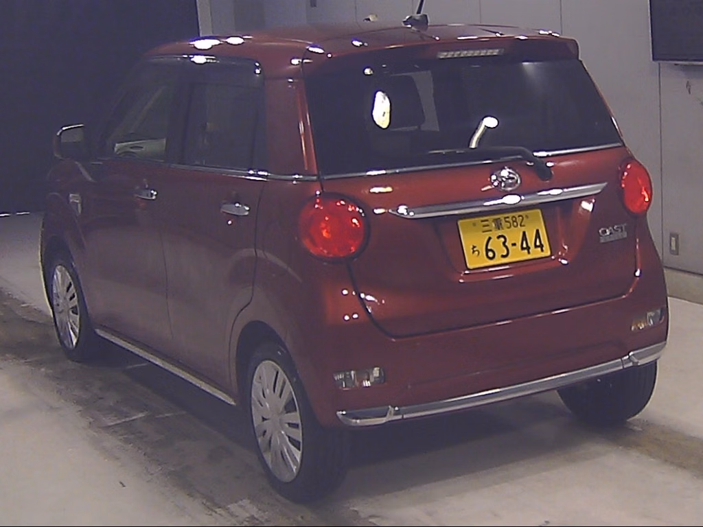 DAIHATSU CAST