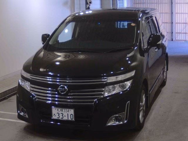 NISSAN ELGRAND