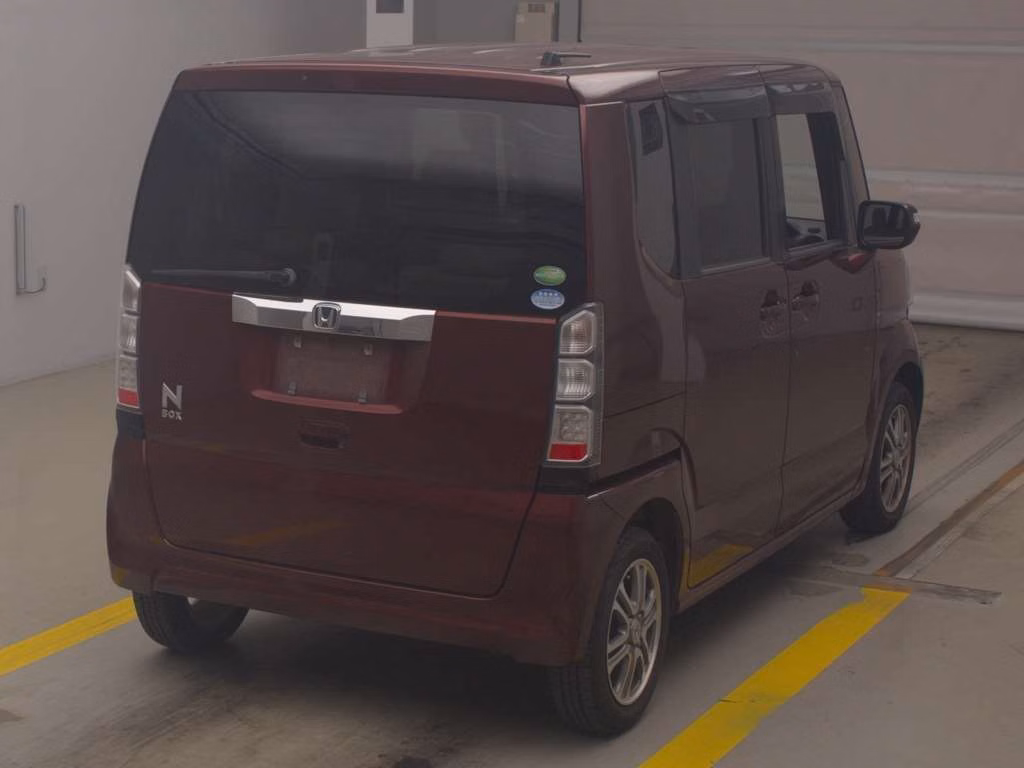 HONDA N-BOX