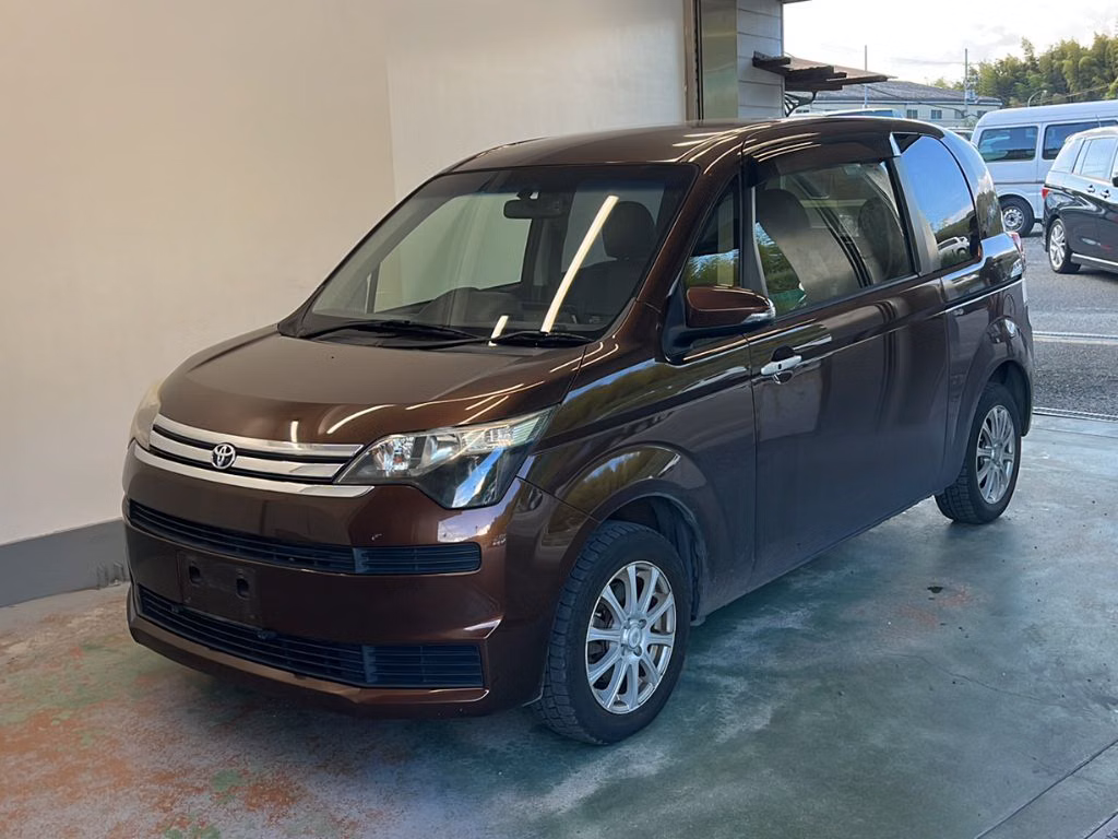TOYOTA SPADE