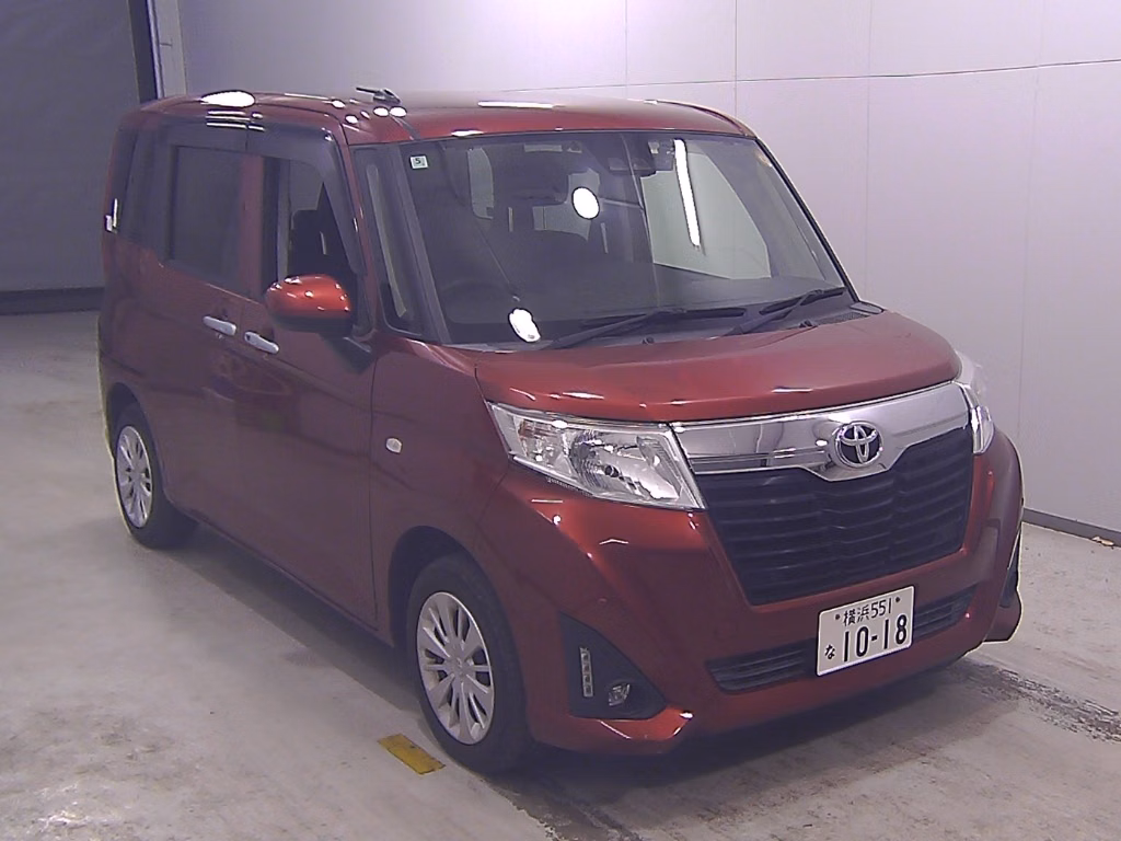 TOYOTA ROOMY