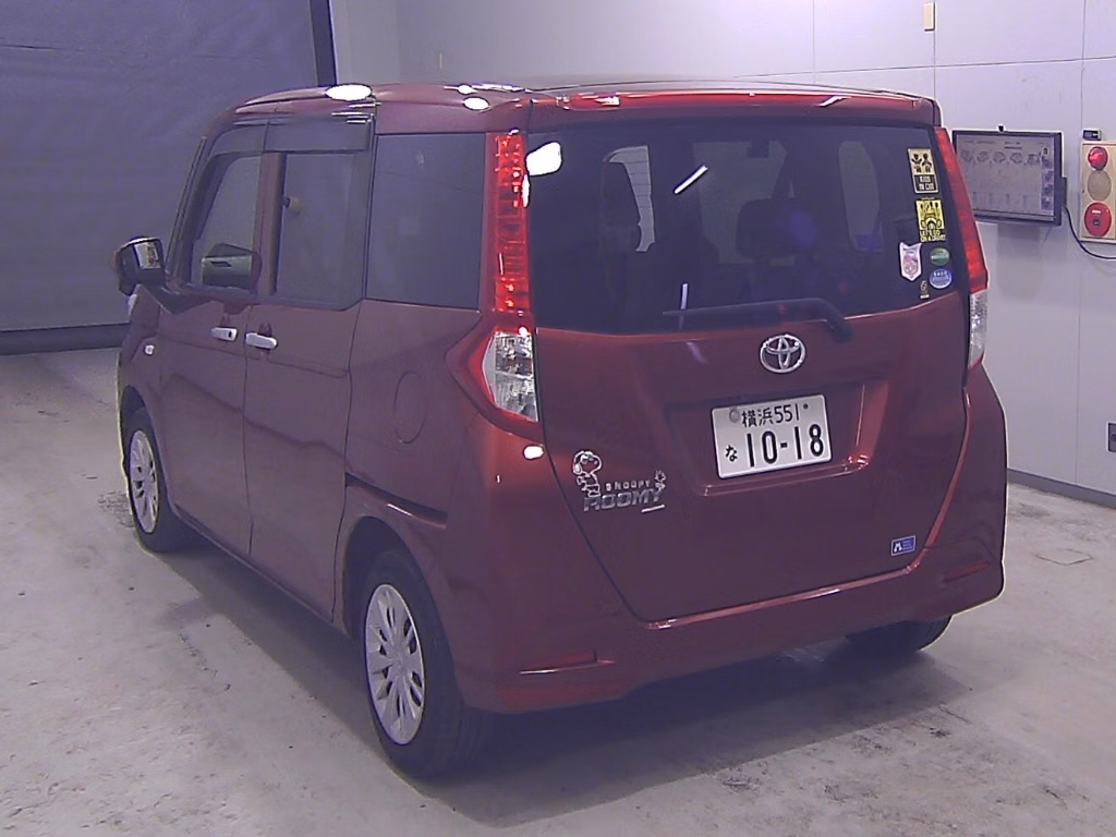 TOYOTA ROOMY
