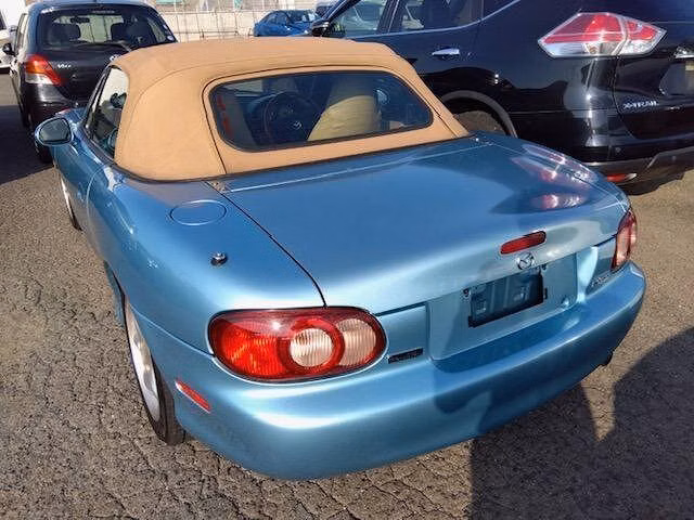MAZDA ROADSTER