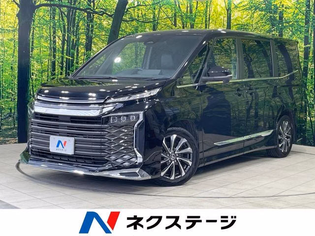 TOYOTA VOXY
