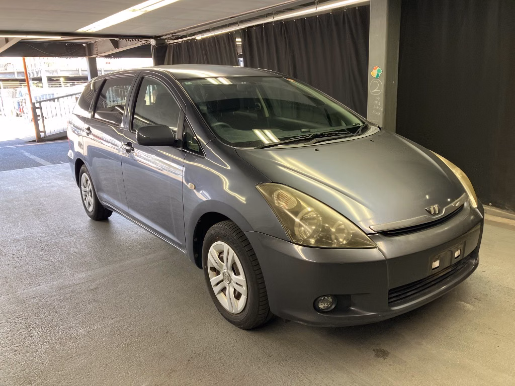 TOYOTA WISH