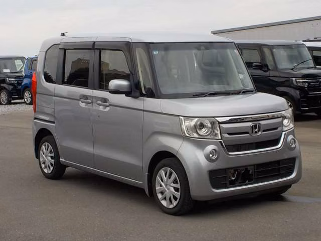 HONDA N-BOX