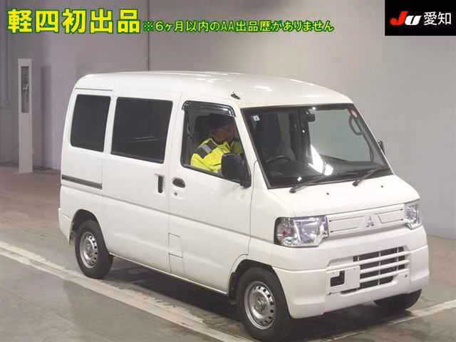 MITSUBISHI MINICAB