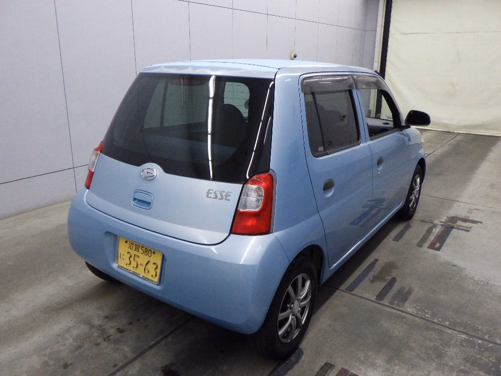 DAIHATSU ESSE