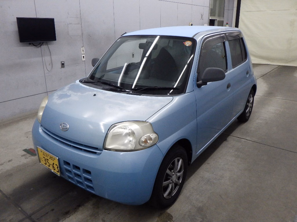 DAIHATSU ESSE