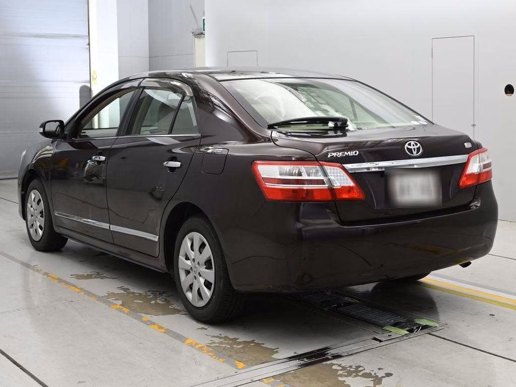 TOYOTA PREMIO
