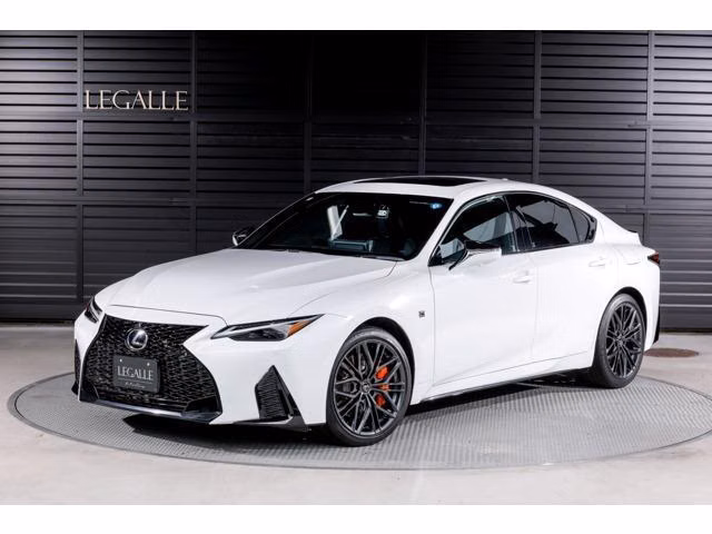 LEXUS IS500