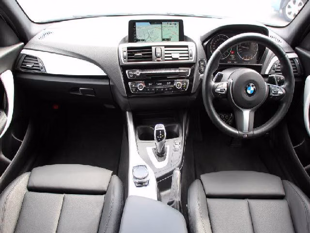 BMW 1-SERIES