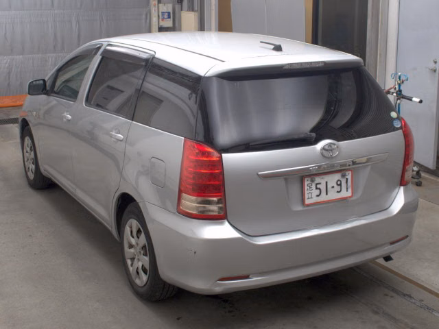 TOYOTA WISH
