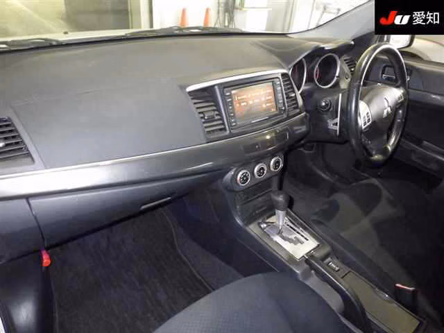 MITSUBISHI GALANT FORTIS