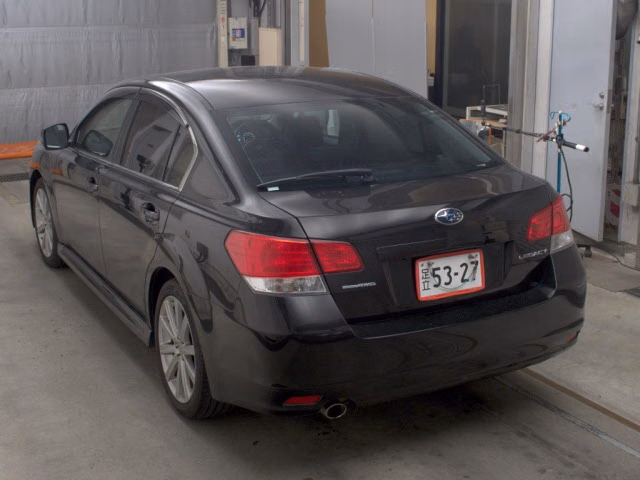 SUBARU LEGACY B4