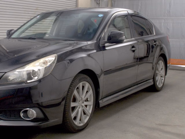 SUBARU LEGACY B4