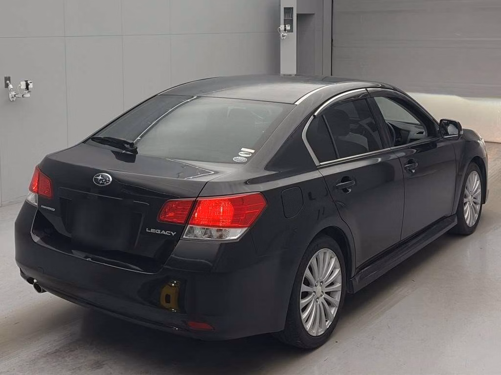 SUBARU LEGACY B4