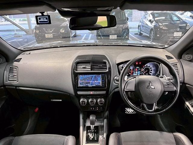 MITSUBISHI RVR
