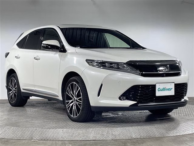 TOYOTA HARRIER