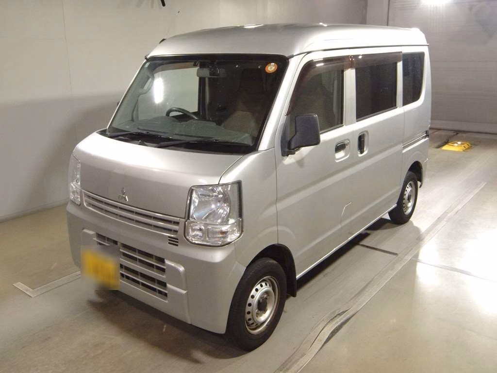MITSUBISHI MINICAB